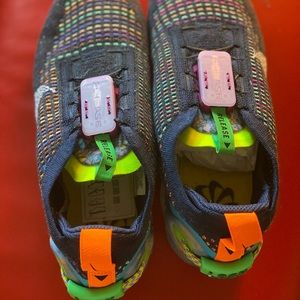 Nike VapourMax, Women’s size 8, never worn